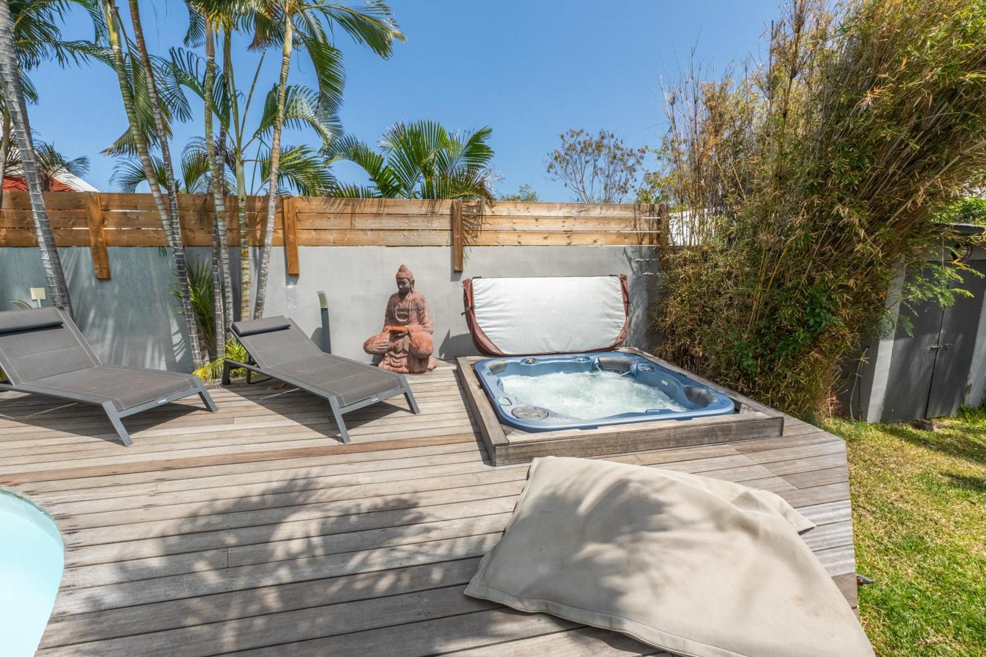 Villa Ylang Сен-Жиль-ле-Бэн Экстерьер фото